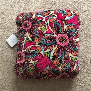 NWT Vera Bradley travel blanket